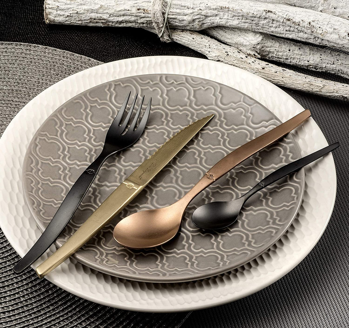 Lou Laguiole Jet Bestickset 16 dels stonewash champagne